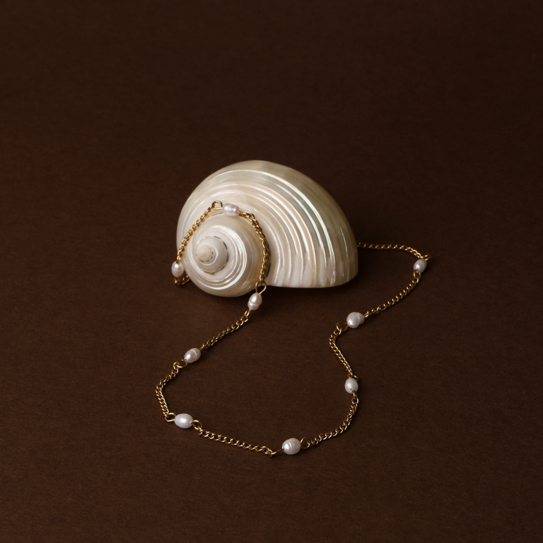 Dainty Gold Pearl Choker