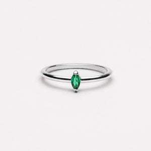 Dainty Emerald Ring