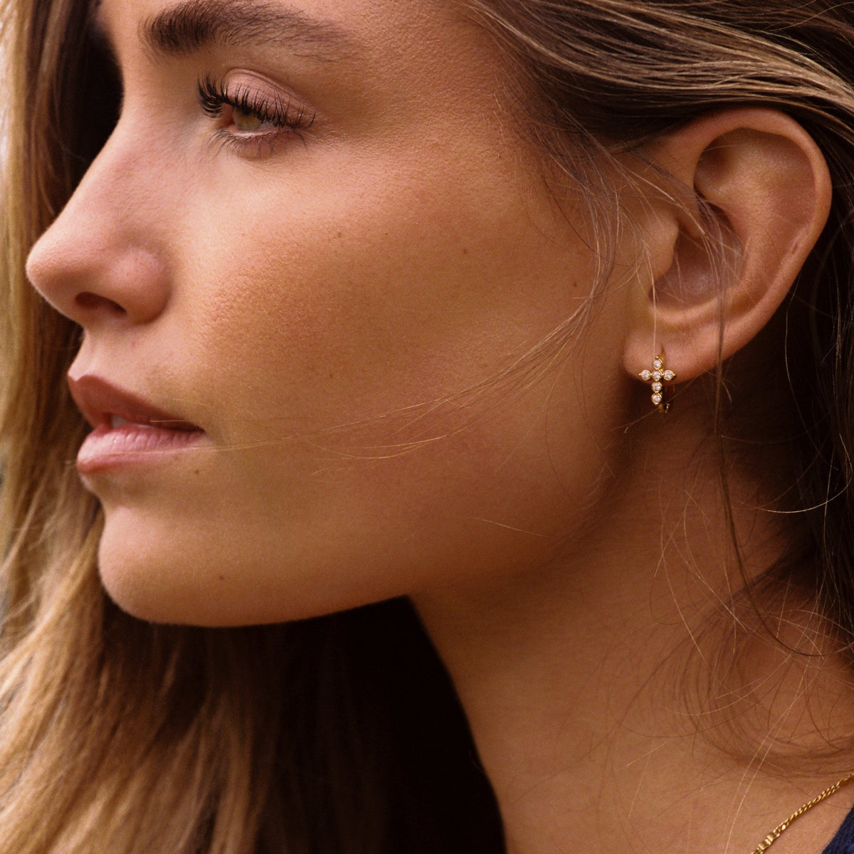 Cross Hoops