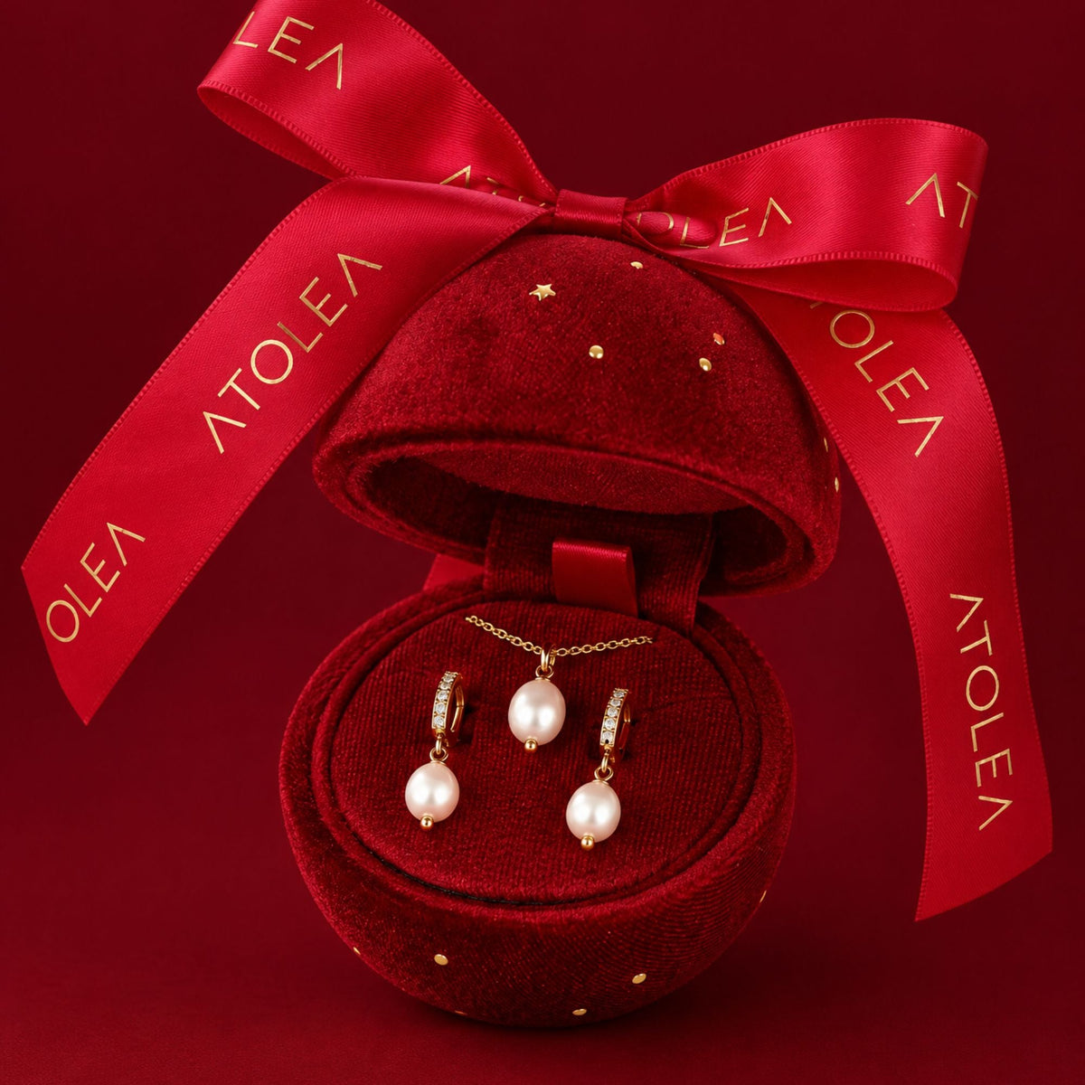 The Pearl Bauble